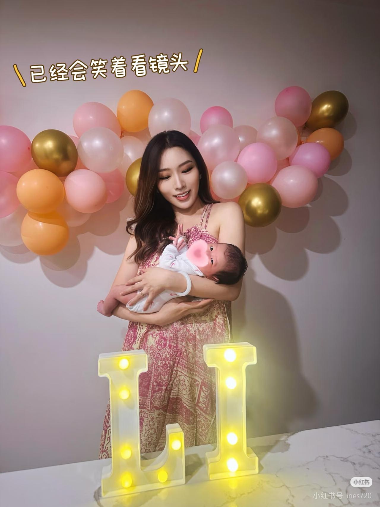 李弘权老婆大方晒出女儿满月照，孩子和爸爸简直一个模子刻出来的！

李弘权好福气老