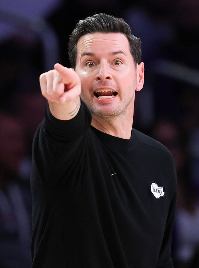 雷迪克：“我确信每个人都想打我们。” 