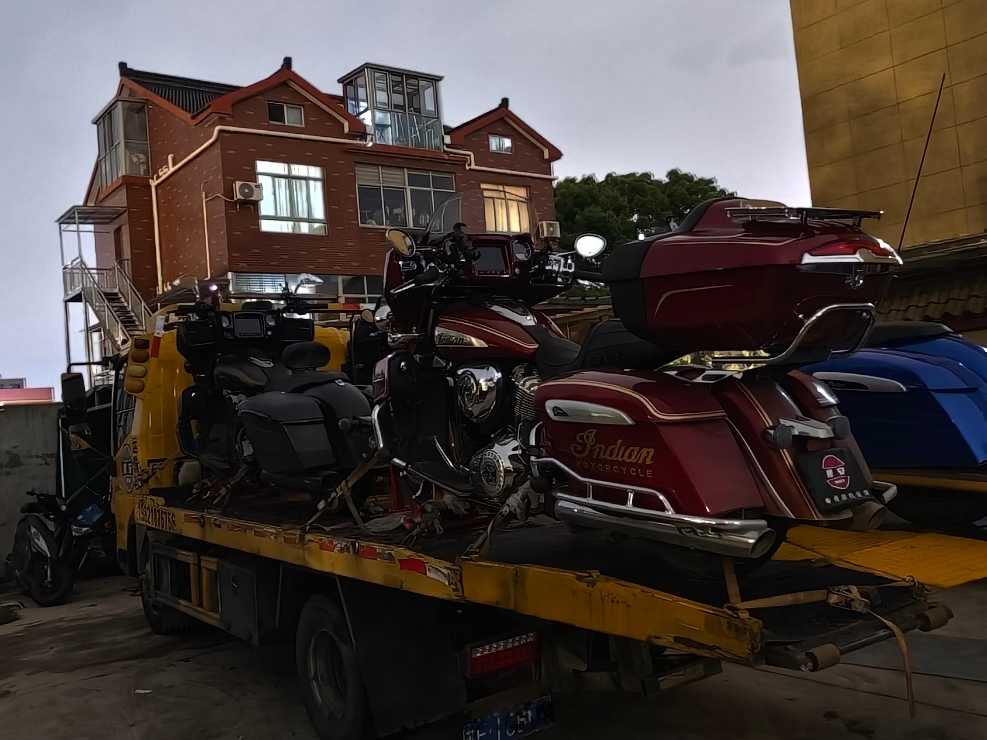 村里的大玩具机车 上海·白马塘村