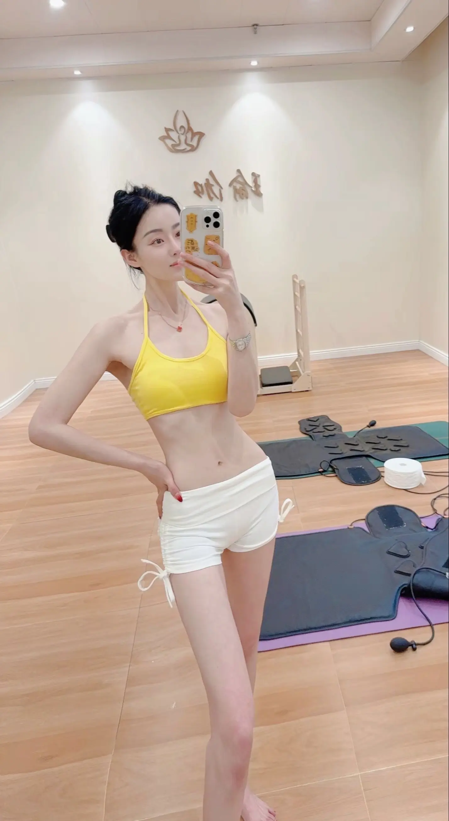 女人的美丽，三分天生，七分塑造，需要我们用心营造，早晚有一天，你会惊艳...