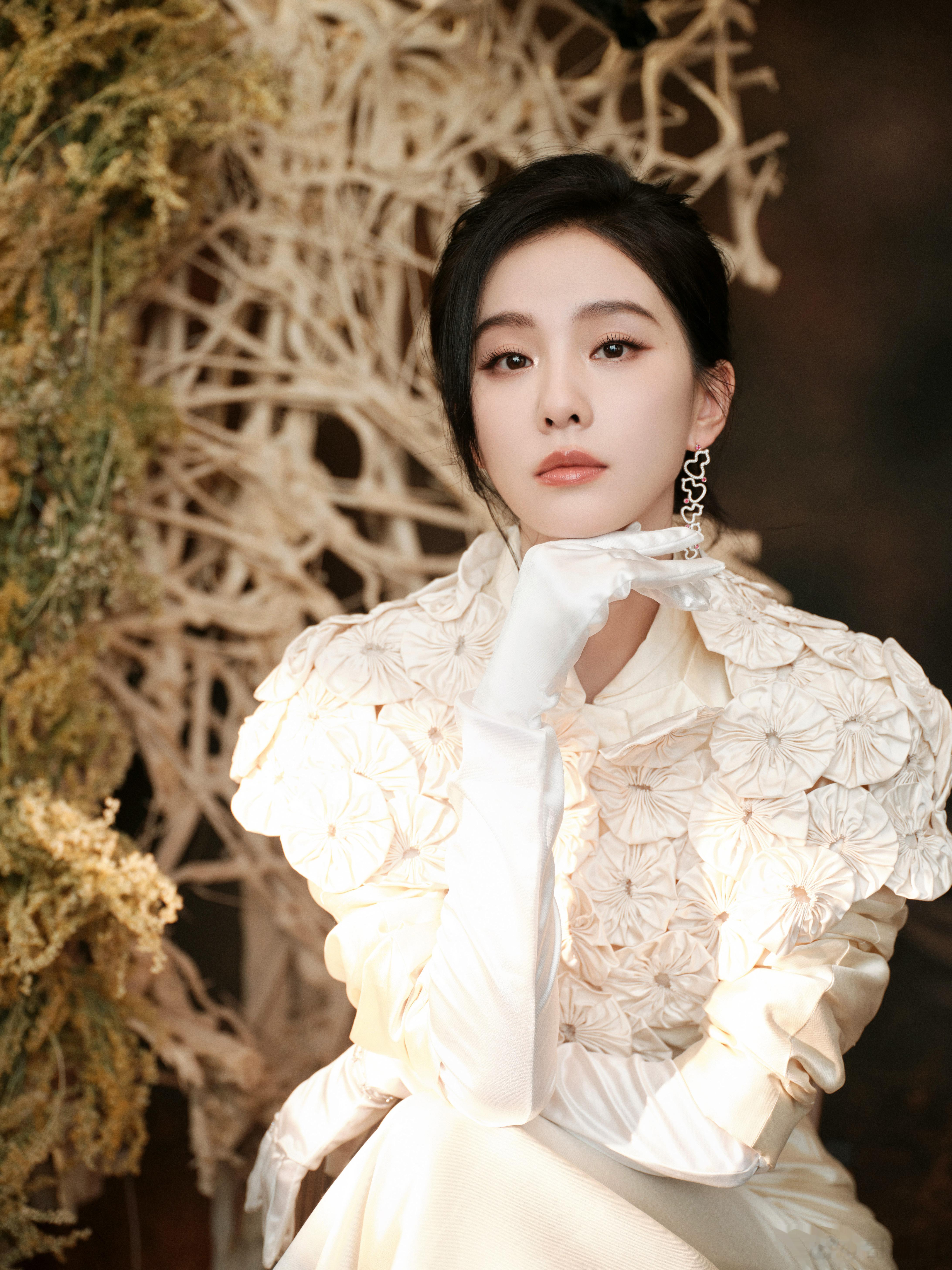 诗诗老婆今天的妆好美呀。#爱老婆##我老婆##诗诗##老婆老婆我爱你# ​​​