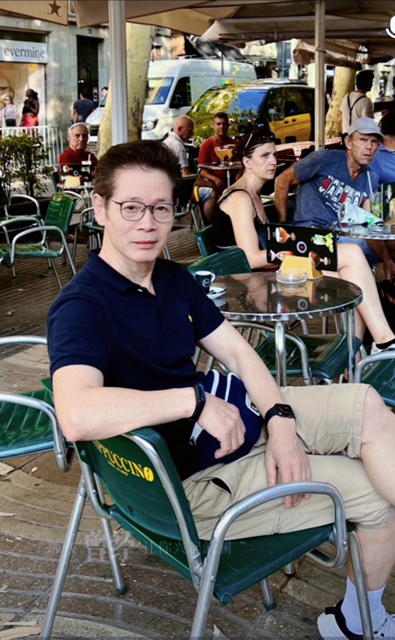 不知道大家有没有发现一个现象：越是有钱的人，越怕死；越是生活普通的人，越爱说反正