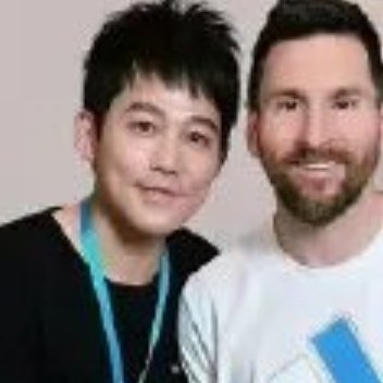 苏醒评梅西苏醒这评价挺犀利的，梅西确实争议不少，你觉得他说得在理不？🤔 