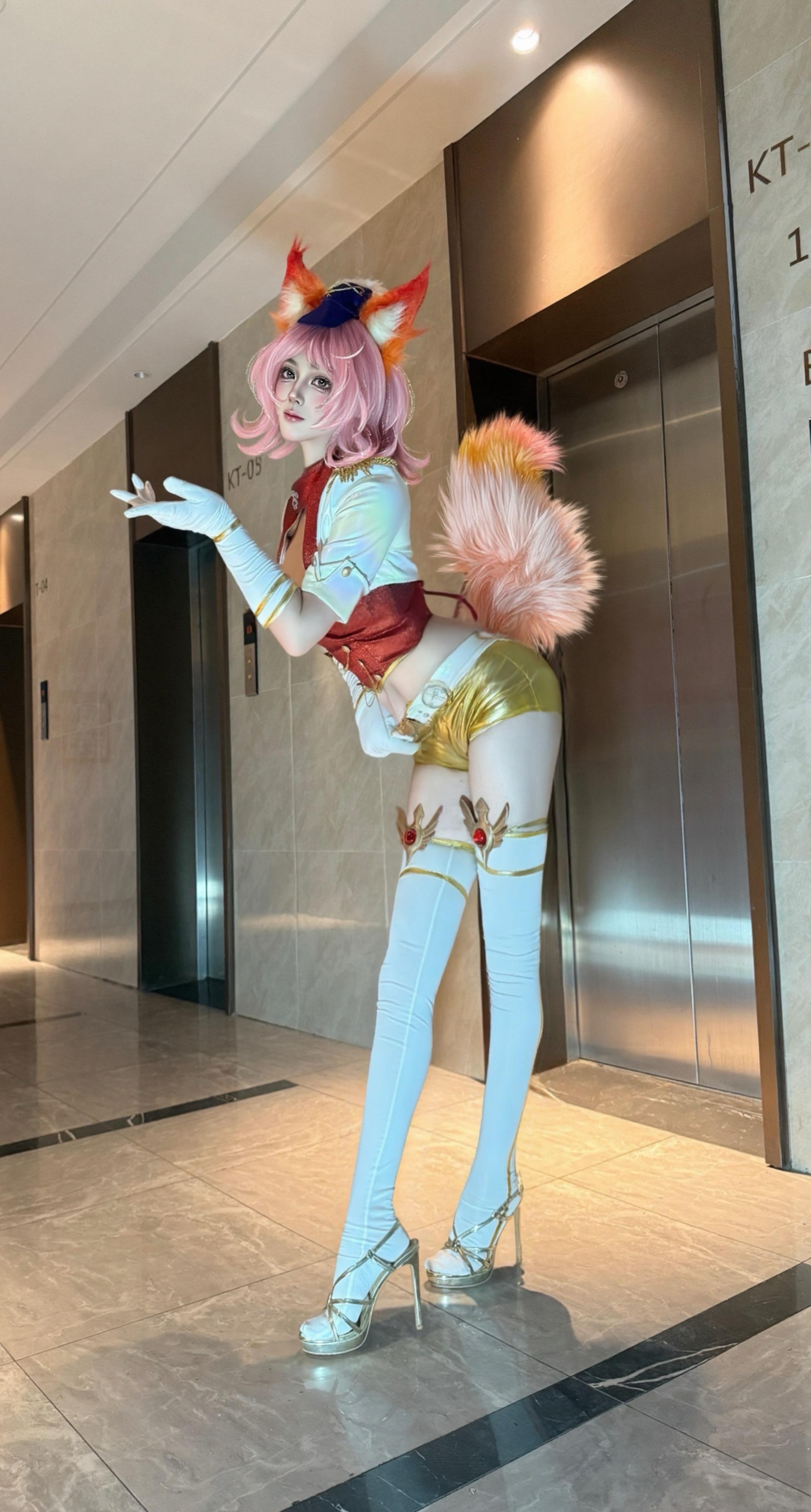 妲己也算少女暴君。