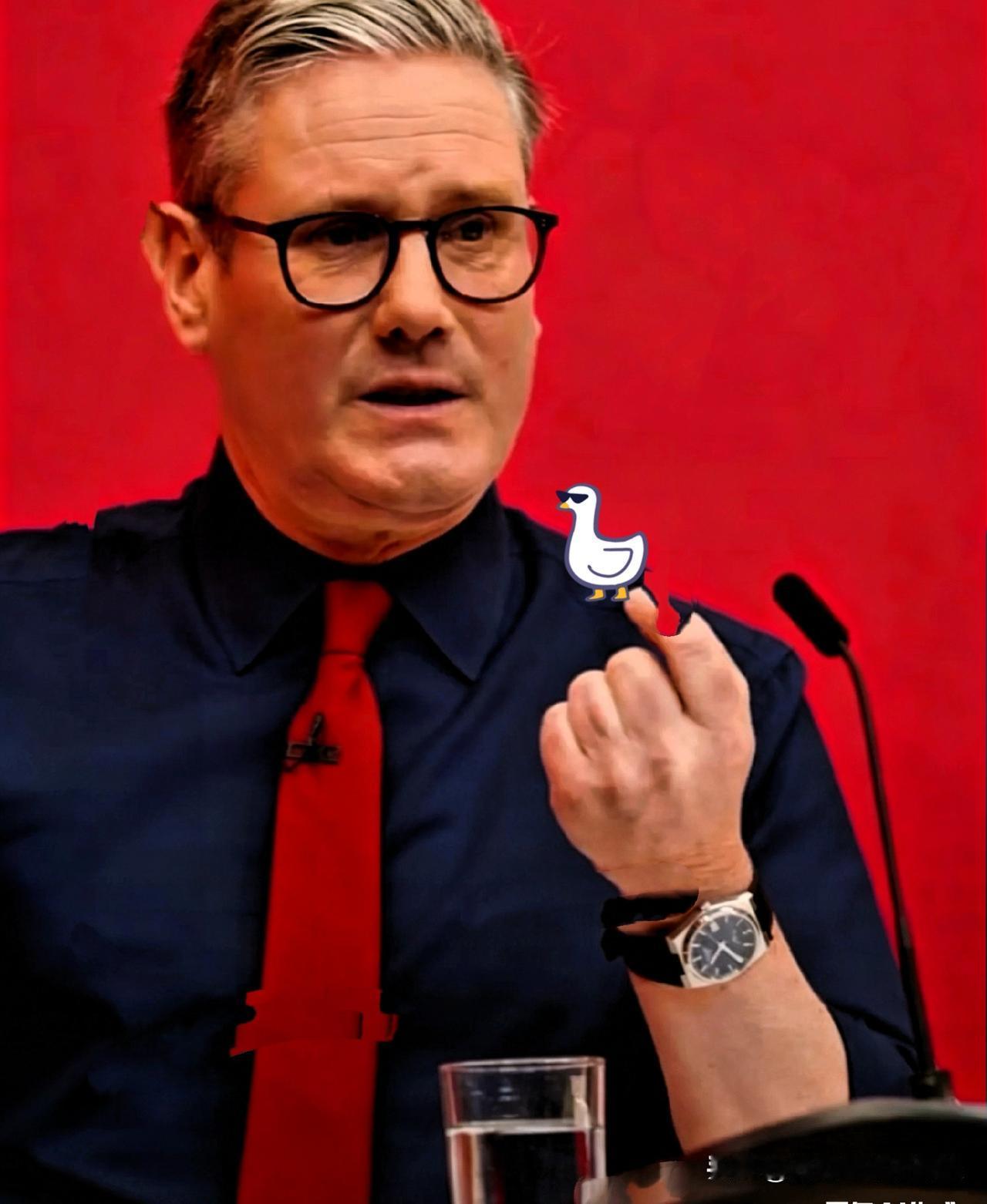 炸锅了！英国首相突然官宣：中国是世界三大强国，特朗普普京都始料未及！
 
当地时