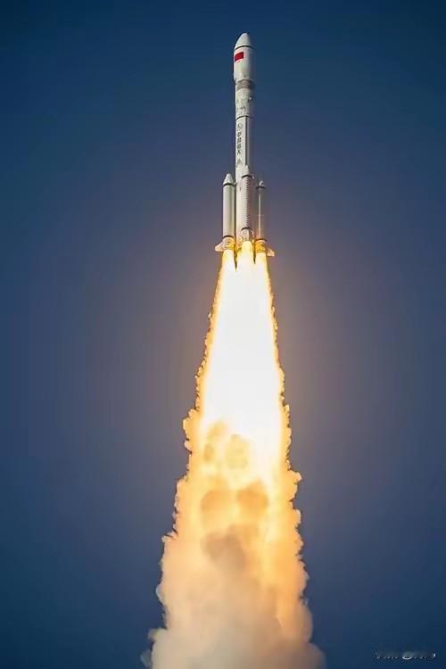 就在刚刚，
中国官媒正式宣布，
2月7日，据中国央视新闻报道：中国在酒泉卫星发射