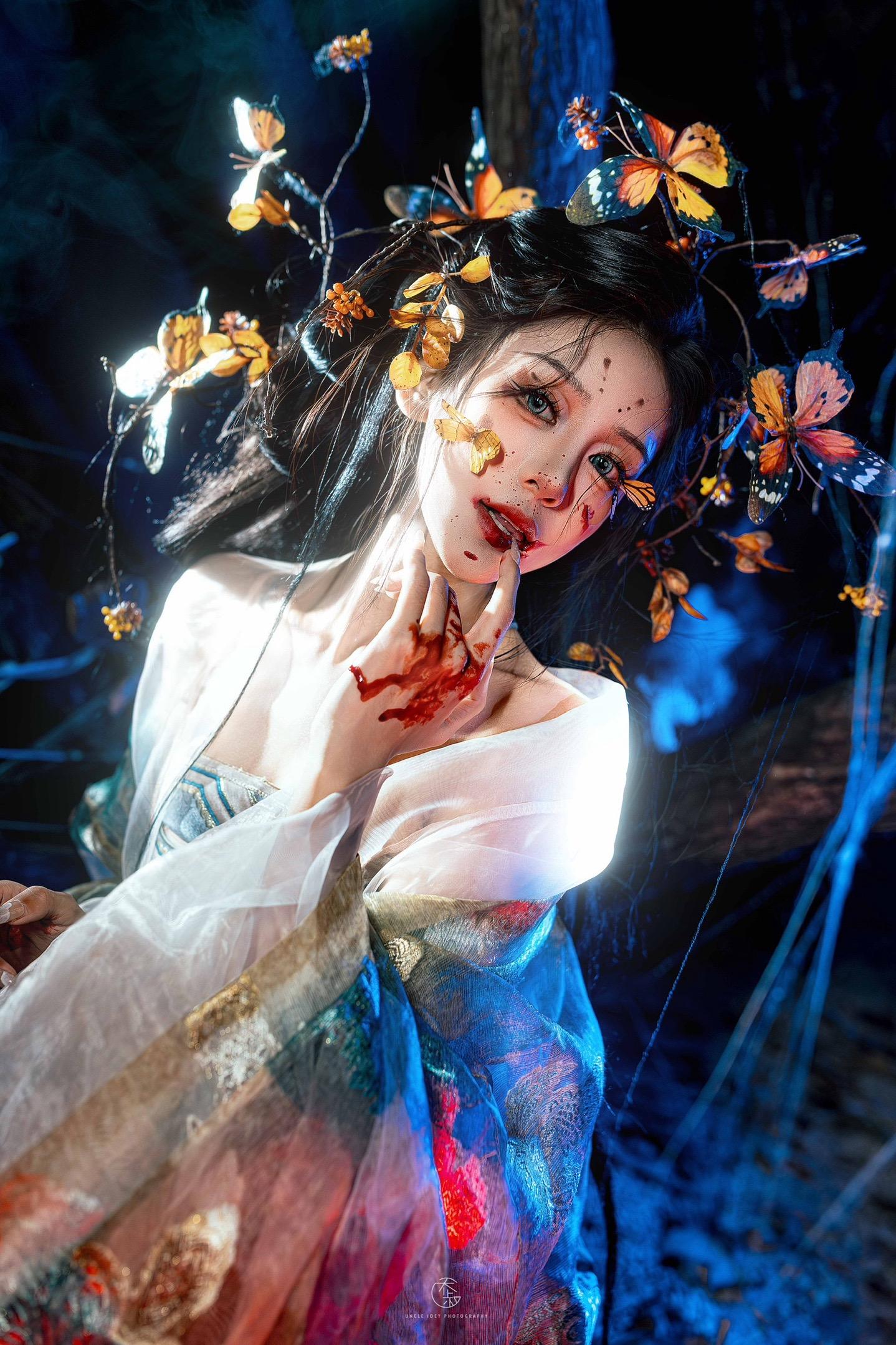 “我是妖，不吃人心我会老的”🍂。