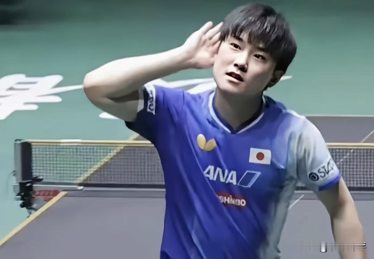 赢了比赛却输了人心，是种什么体验？
最近日本队和香港队赛后，全场观众齐声高喊“香