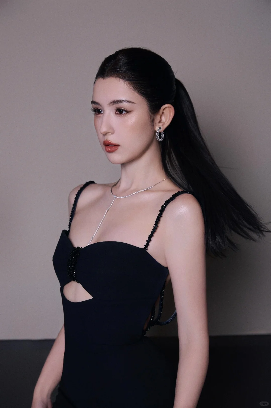 哈妮克孜｜今日份美女