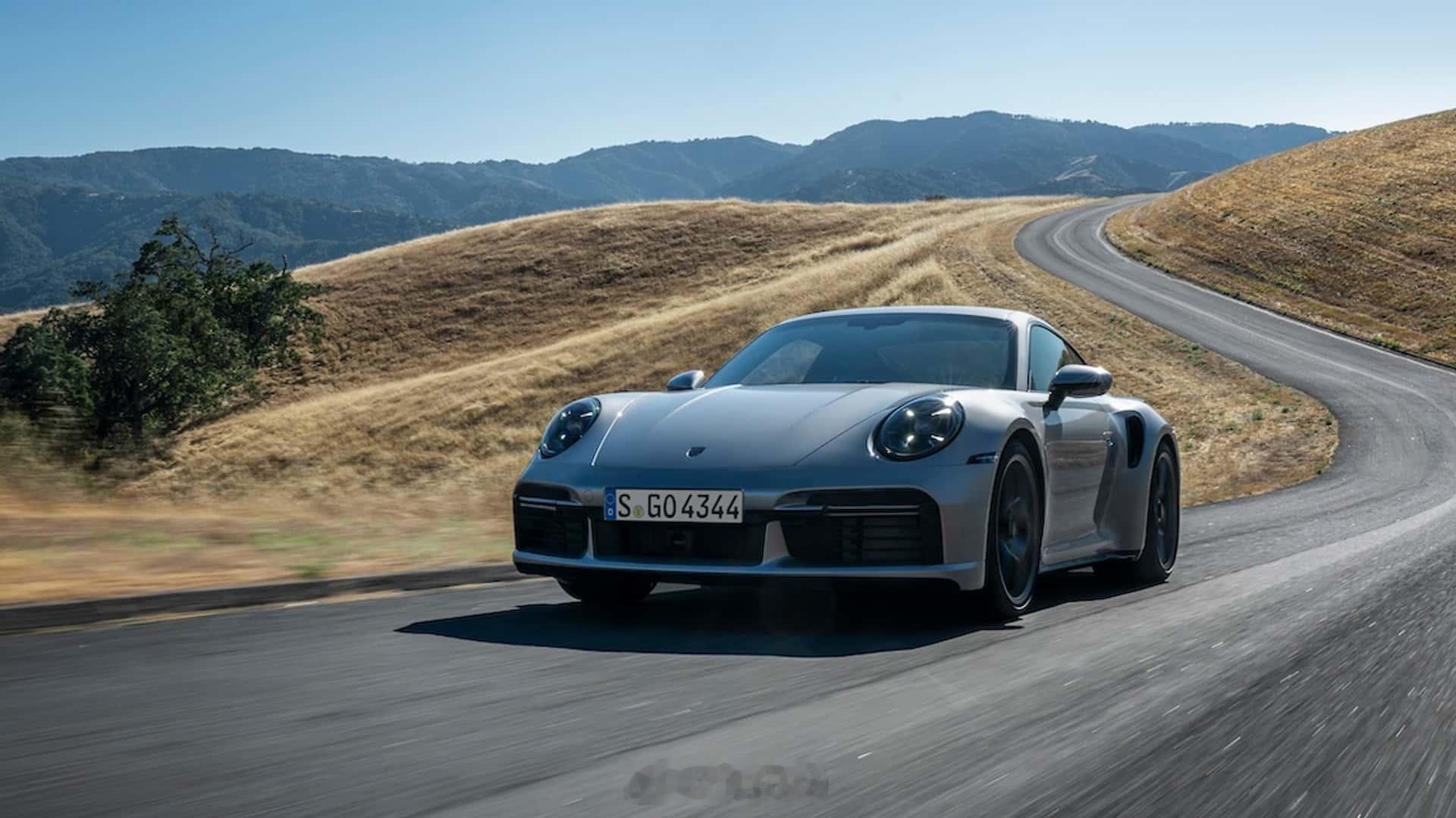 保时捷911 Turbo将混动化：继GTS之后，992.2 Turbo将混动化，