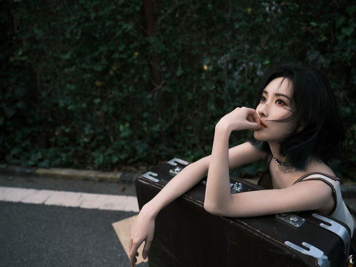 ♡ ·  悦凯经纪 ║ #孟子义  · ♡   做客雀巢官方旗舰店直播间    