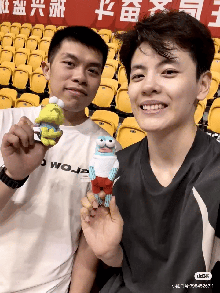 杨舒予杨舒予 20260326季后赛见小羊图源:训练师-星星  专栏 · 202