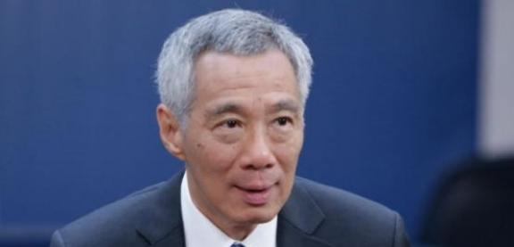 每天烧24亿军费，美国在怕什么？中美真要干起来，美国最怕的，根本不是中国的导弹，