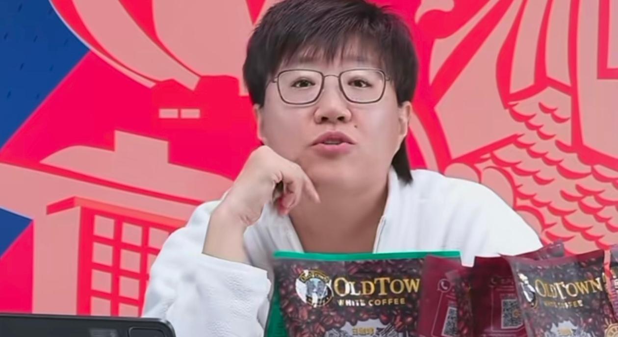 郭焱的“老毛病”又犯了...
       林诗栋2:4不敌勒布伦，前世界冠军郭