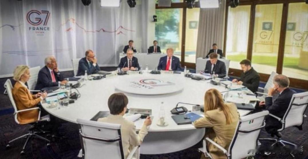 据日本共同社报道，正在法国举行的G7峰会发了个声明，其中包含反对在台湾海峡凭借力