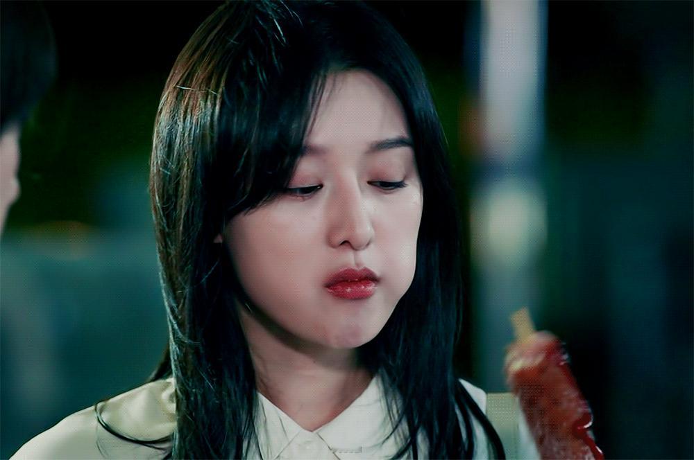 解放日志这部剧当时播的时候反响很好的在没有真正工作之前很难理解女主的情绪 起码当