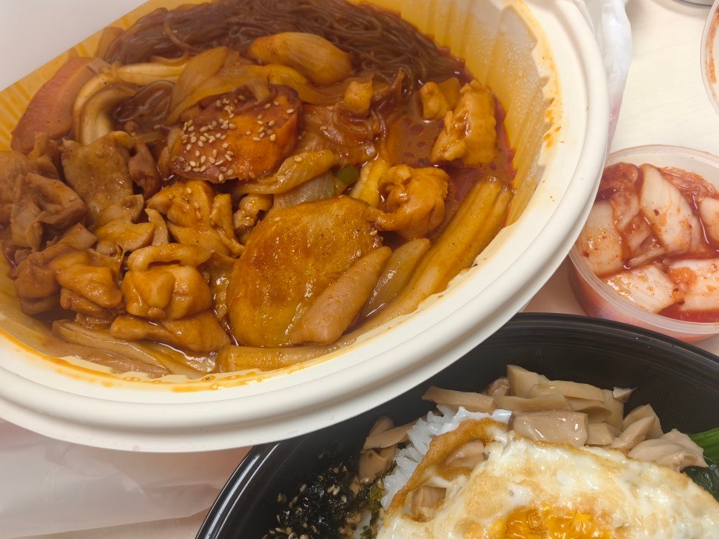 我咋能把炖鸡拍得这么埋汰 