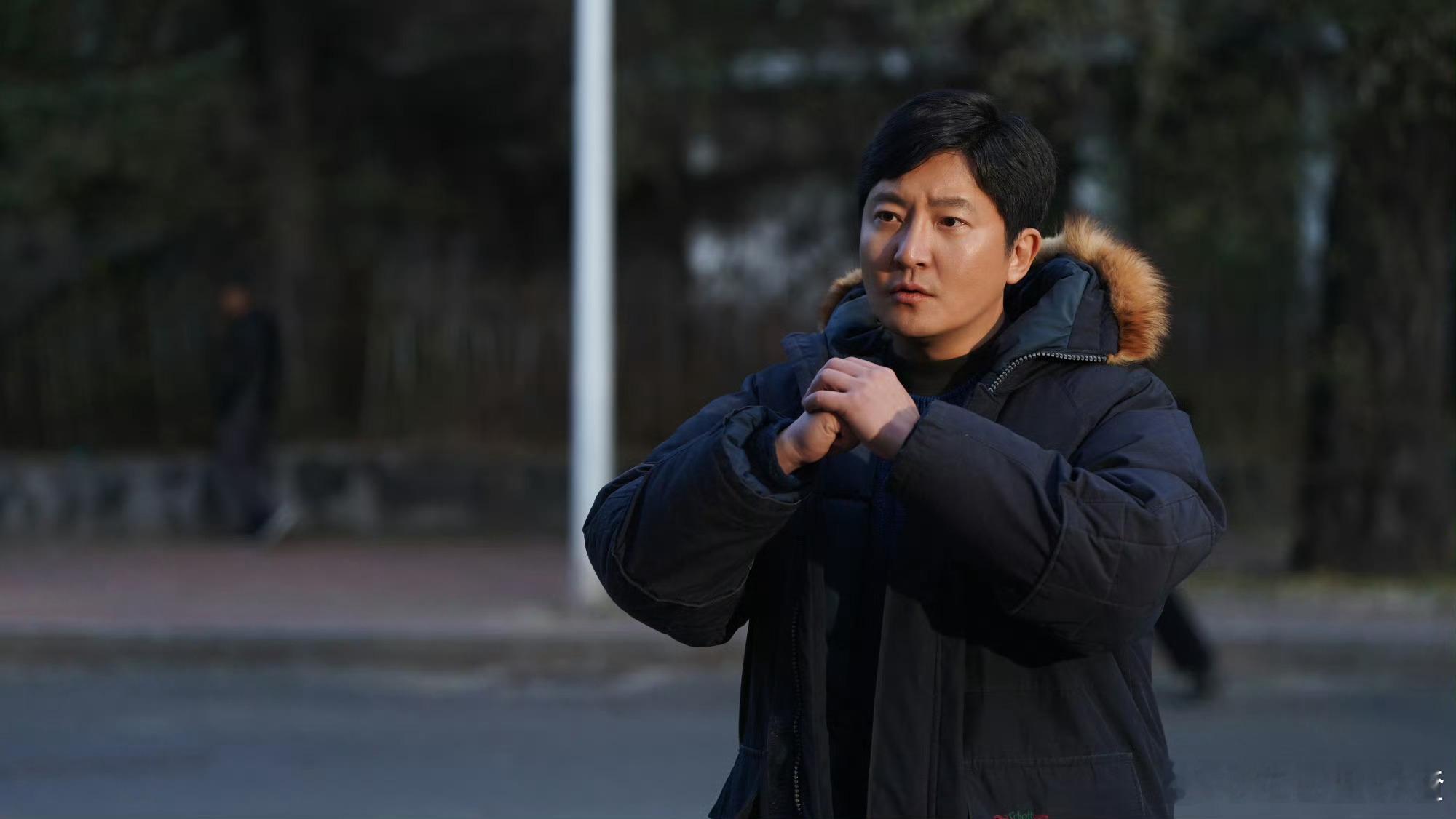 老舅电视剧老舅 年末就靠《老舅》回血！鹅追更看他笑对难处，成年人的不易与坚持，太