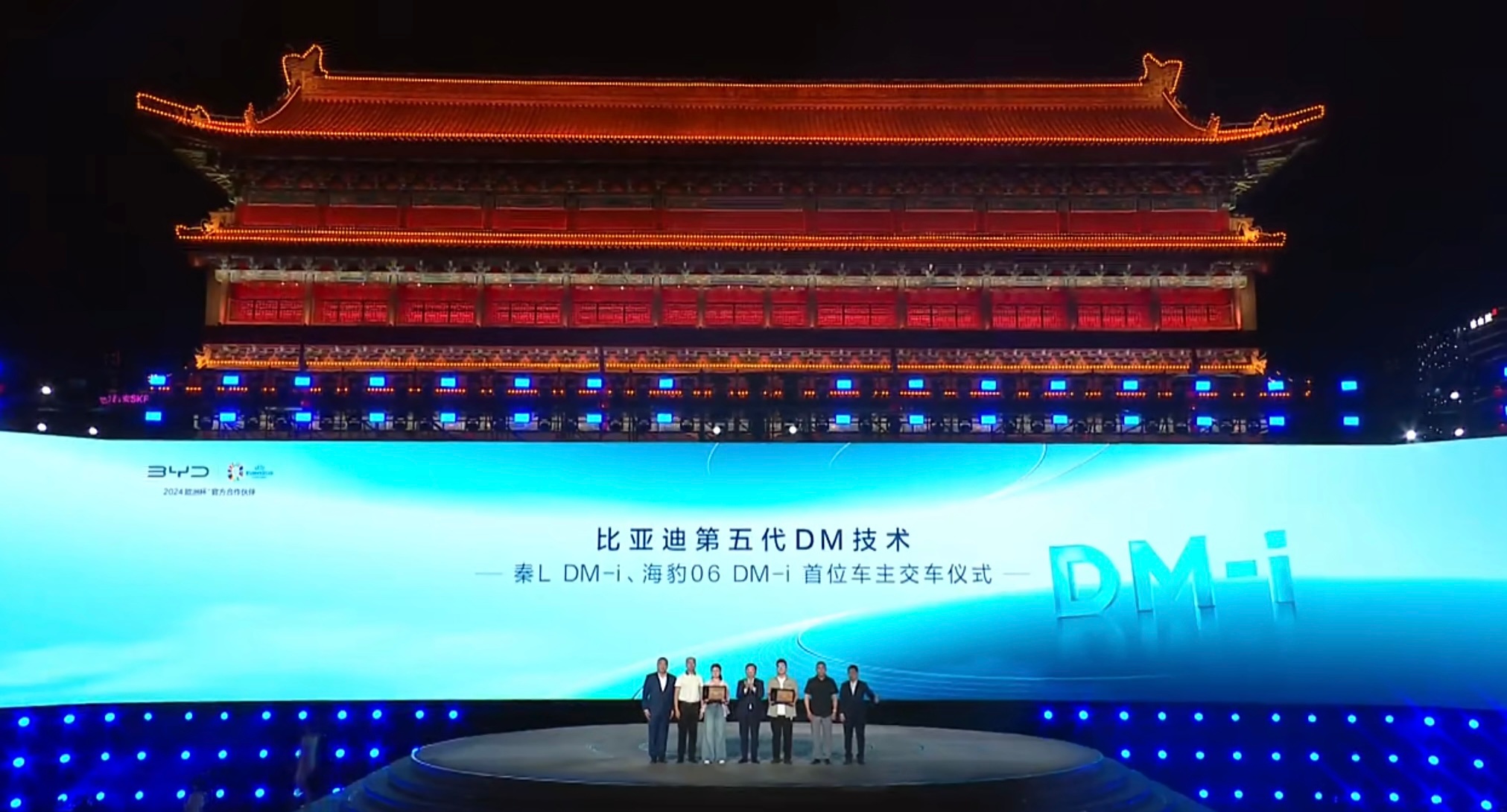 作为全国最大的新能源汽车品牌比亚迪，王传福之前喊出“安全才是一辆电动车最大的豪华