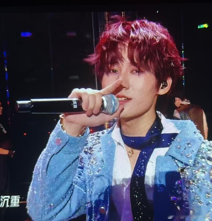 张真源solo看完张真源的《brave heart》，感觉他这次的solo真的很