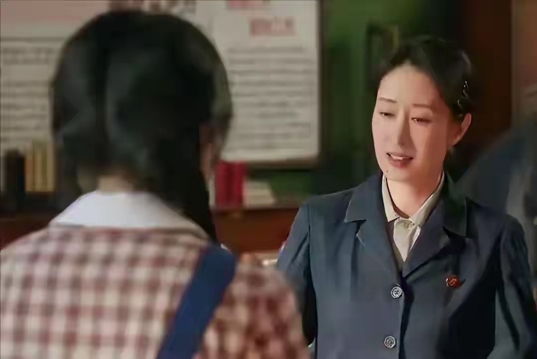 说真的《纯真年代的爱情》之所以不好看，全因这两位演员用力过猛！ 