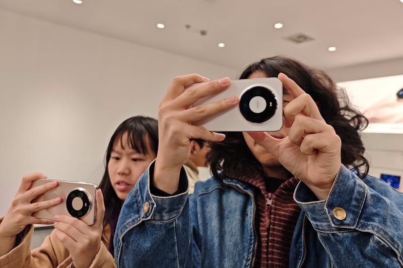 华为Mate 80系列能否成为爆款？
华为Mate 80系列于2025年11月2