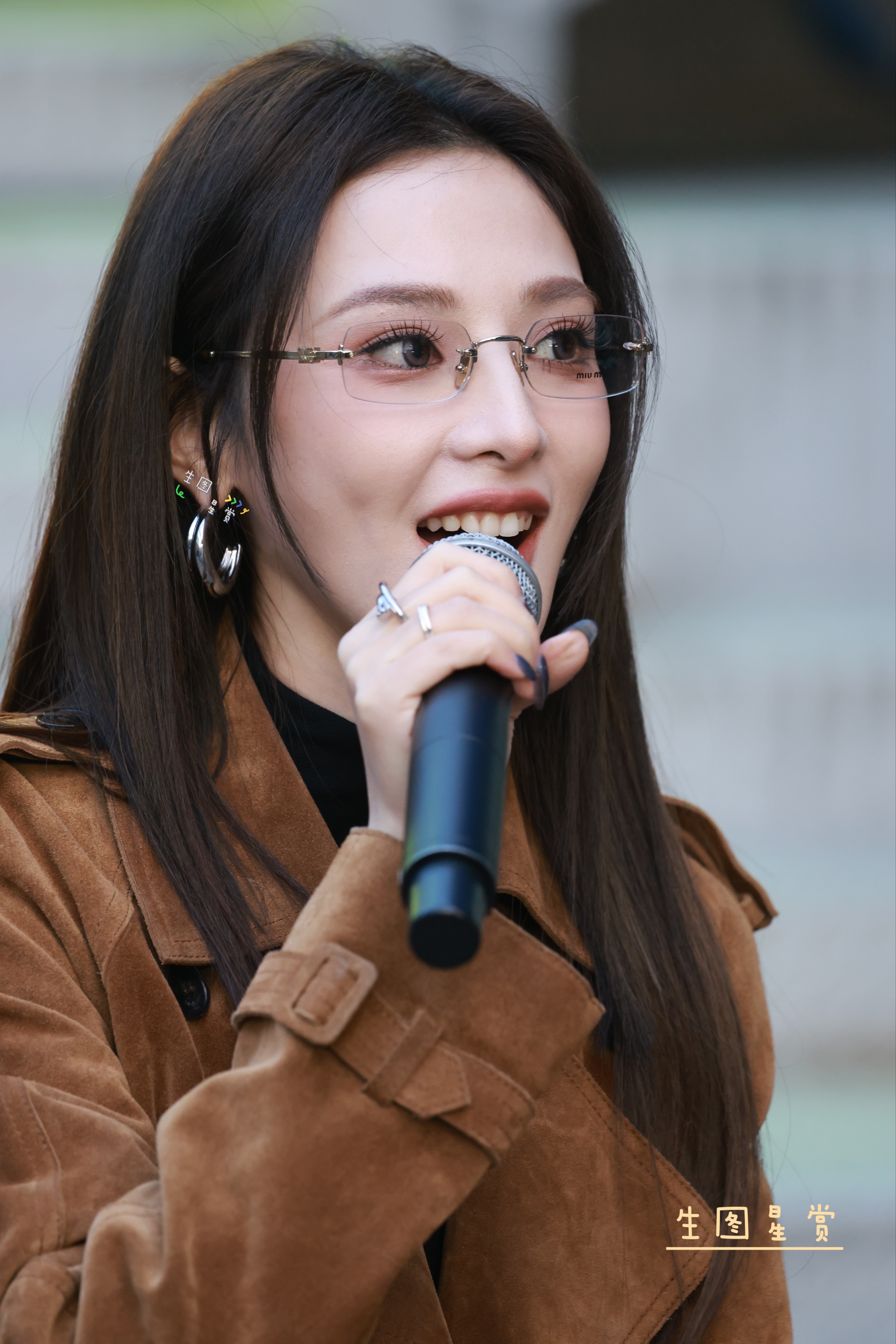 彭小苒暗河传北京见面会高智感女教师，被硬控住了[流鼻血]🤎这竟然是彭小苒彭小苒