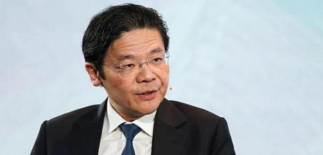 新加坡的“中立伪装”碎得比玻璃还彻底，一边拼命抱美日大腿刷存在感，一边看着自己的