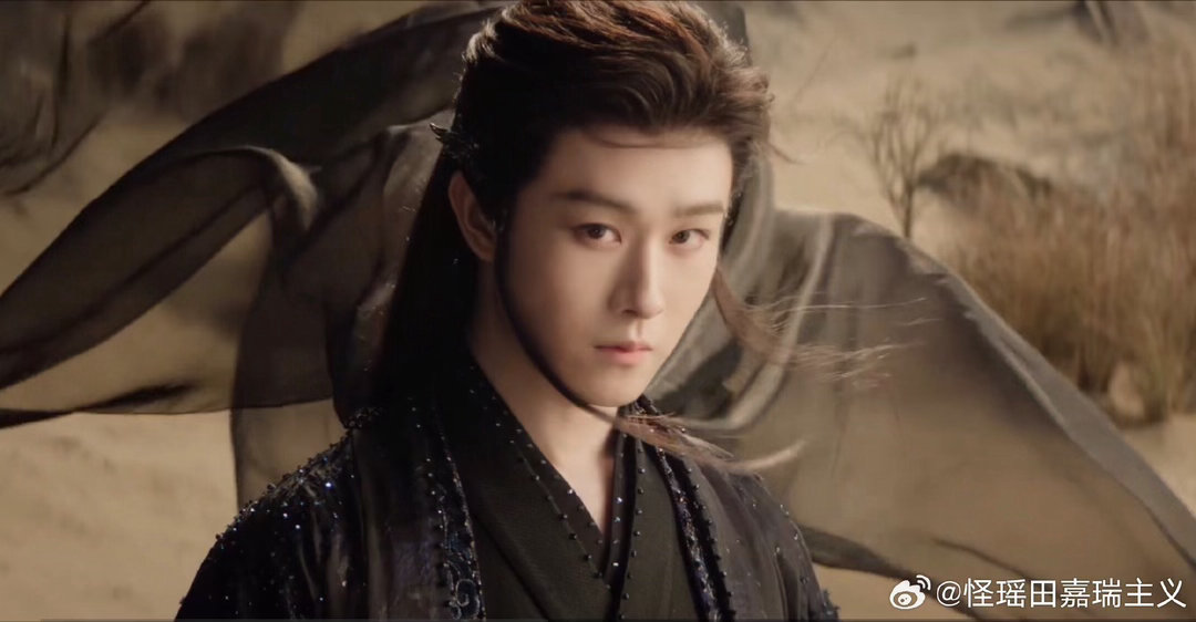 田嘉瑞请大家好好爱剧田嘉瑞与月鳞绮纪双向奔赴真正热爱角色的人，总会格外珍惜整部作