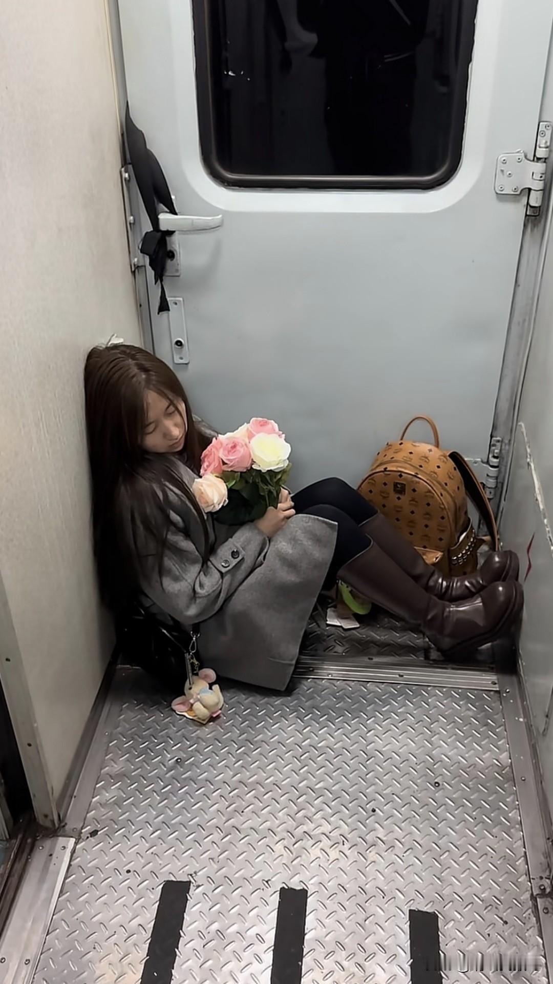 人生很多时候哪有什么愿不愿意，只有值不值得！