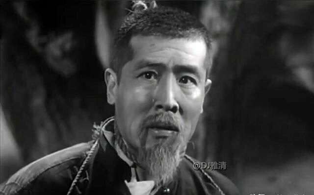 估计得六七十岁以上的老人才能认得出这个老演员吧？他在早些年演过《渡江侦察记》、《