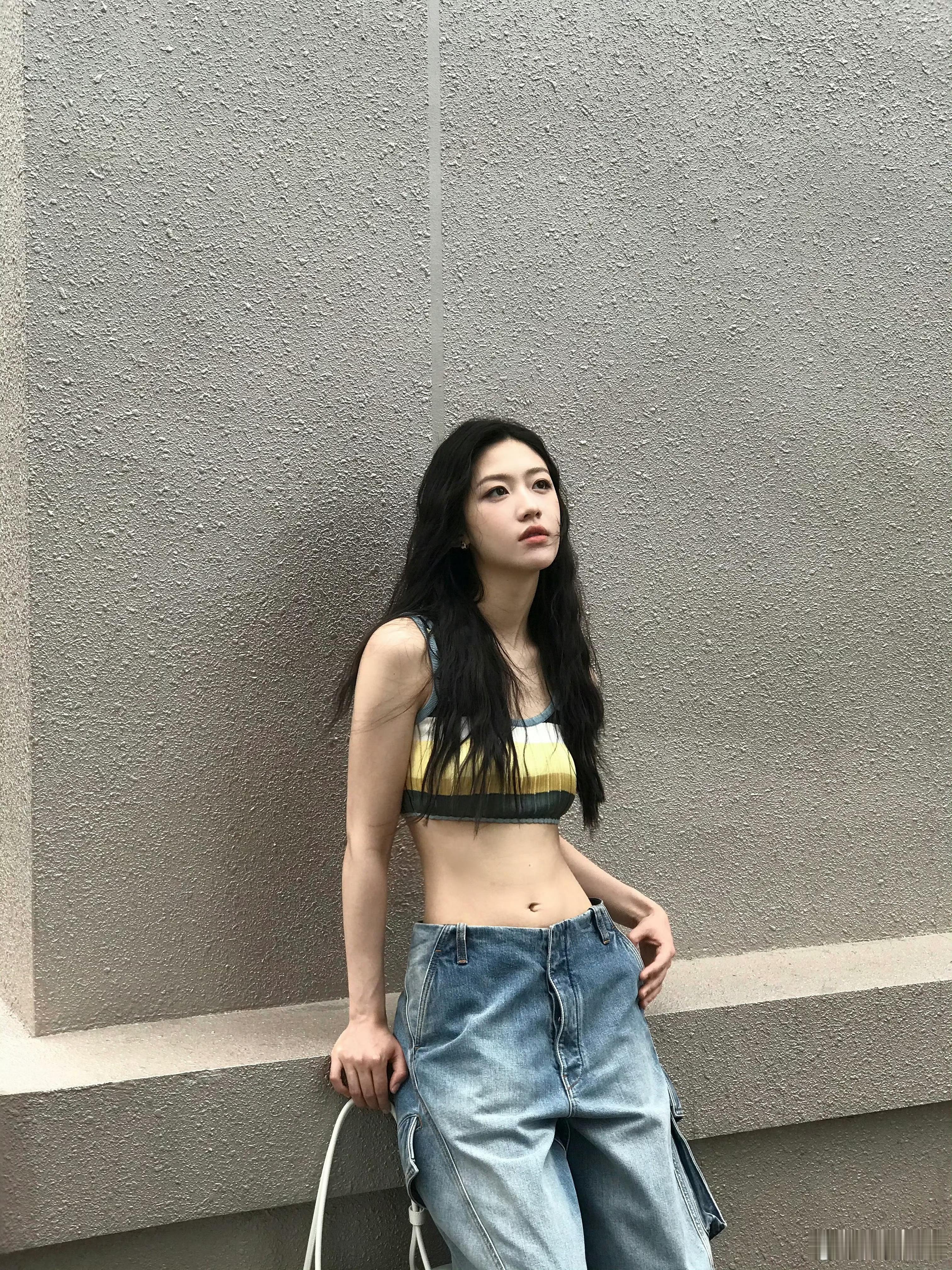 想和欧尼共进晚餐 