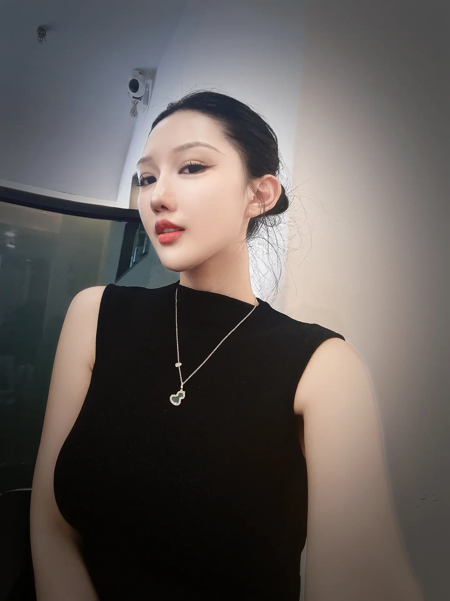 好硬的曲 感觉我已经成为无情的女人了
