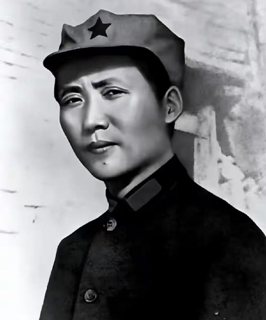 有一句话，跨越岁月，直到今天依旧能震撼人心：中国人民从此站起来了。
每当重温这段