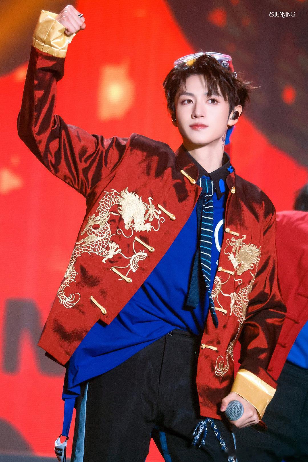 TF三代音乐会弟弟们的现场饭拍朱志鑫、张泽禹、张极、左航、苏新皓、张峻豪、余宇涵