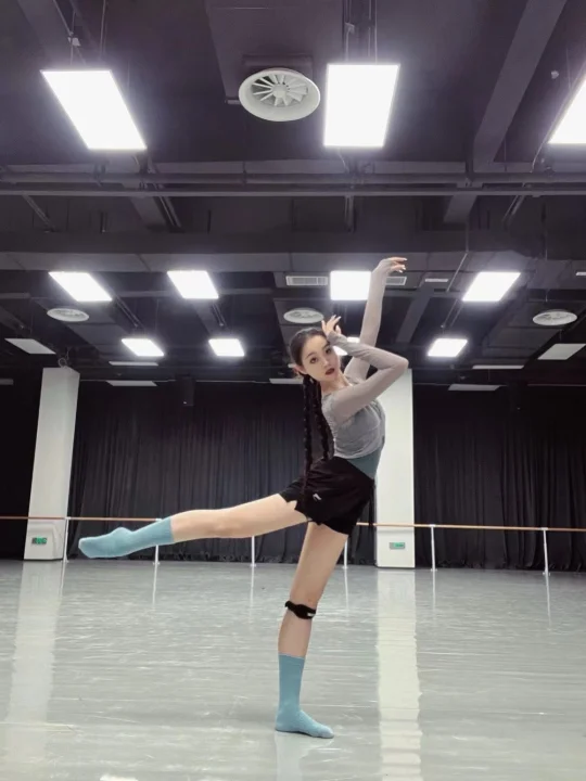 舞蹈生为艺考做的努力，本就是蜕变