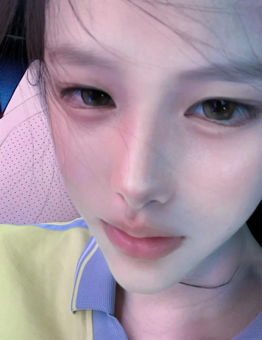 广东这几天热得感觉这辈子过去了。。
热热热热