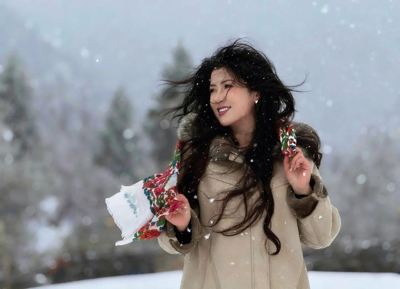 乌鲁木齐下雪了！！！替大家先看了
新疆 日常 下雪了下雪了