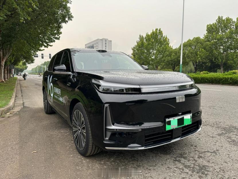 在最近《立场》节目的巴黎专场中，吉利高管称百万银河只是起点 ，敢在节目里讲这种话