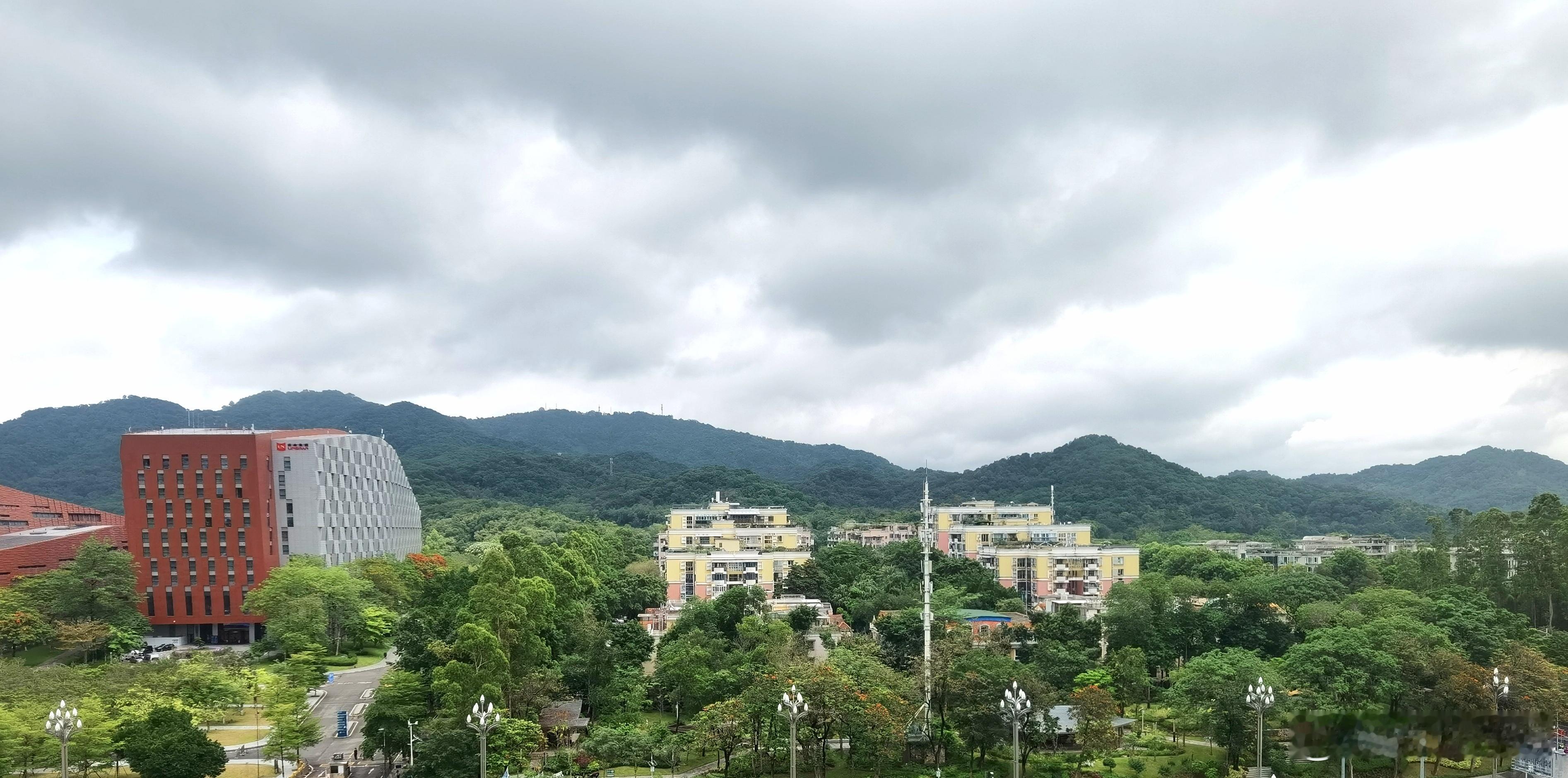 白云山下春光早，五一逛吃风景好 广州·广州白云国际会议中心