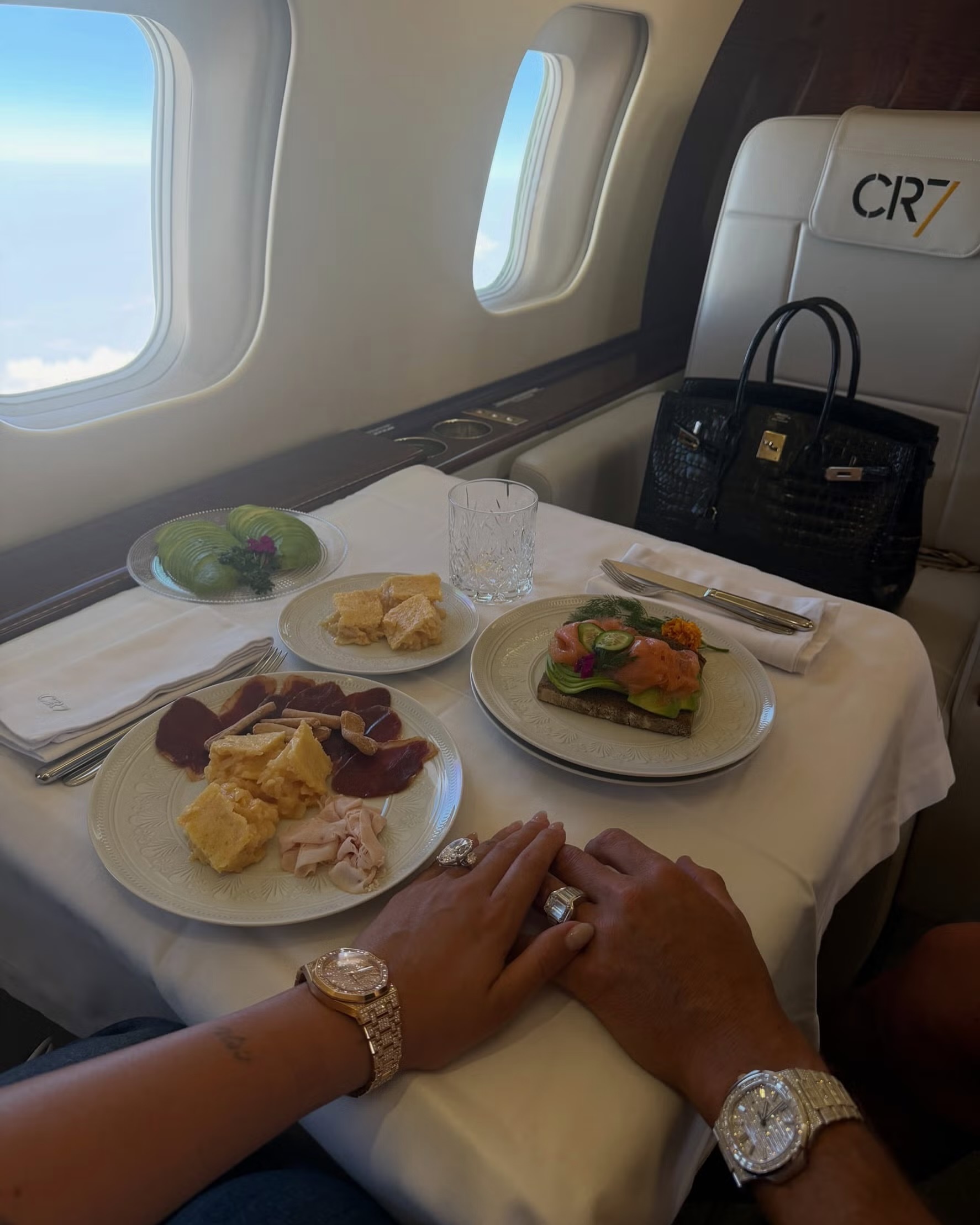 C罗宣布结婚恭喜球王 Cristiano Ronaldo 与女友 Georgin