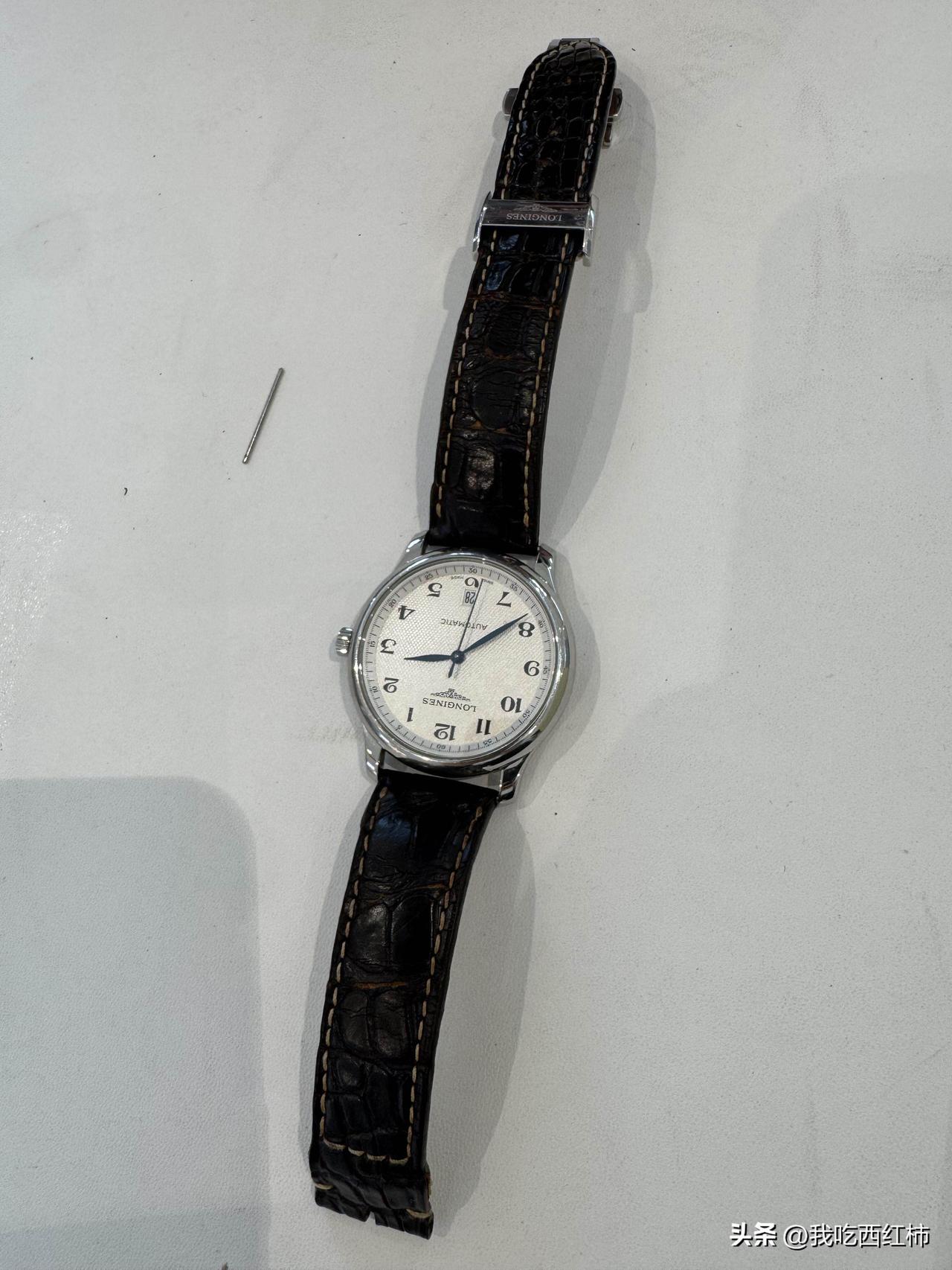 手表这个东西毫无价值，以后也不会买，也不买劳力士，2017年1万2买的这个表，现