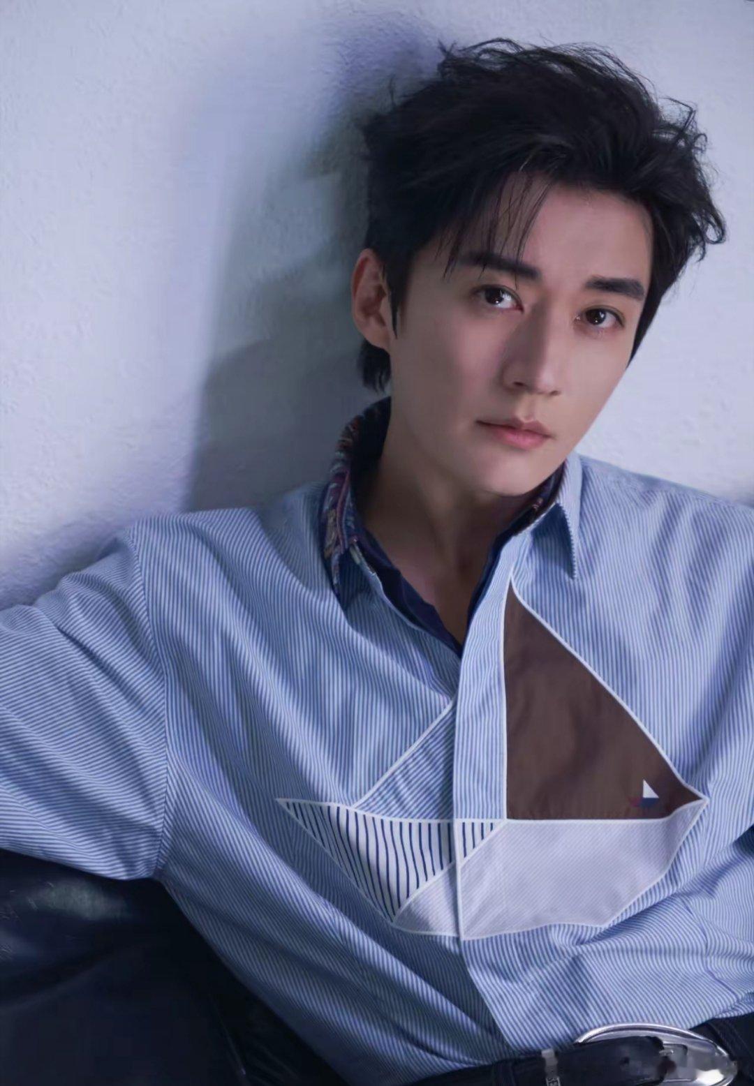 山东男人该统一娱乐圈审美了娱乐圈近期流行这种有棱角的山东男人王仁君，山东聊城人，