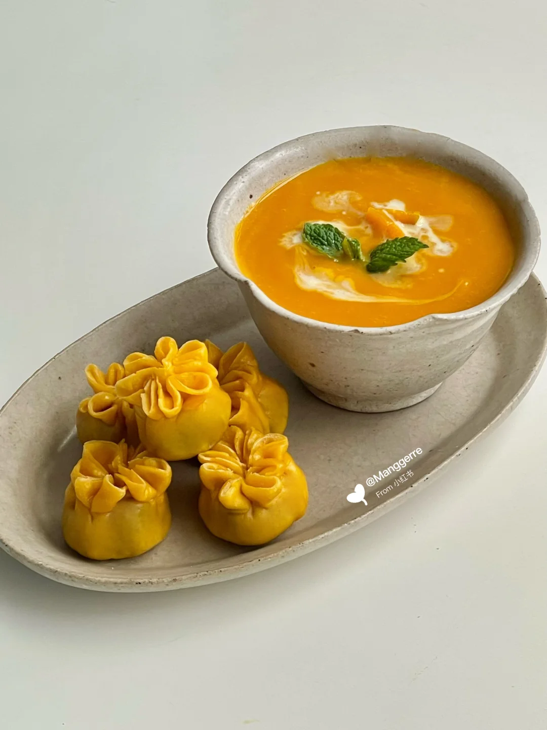 中式早餐｜南瓜金花饺➕南瓜浓汤🎃