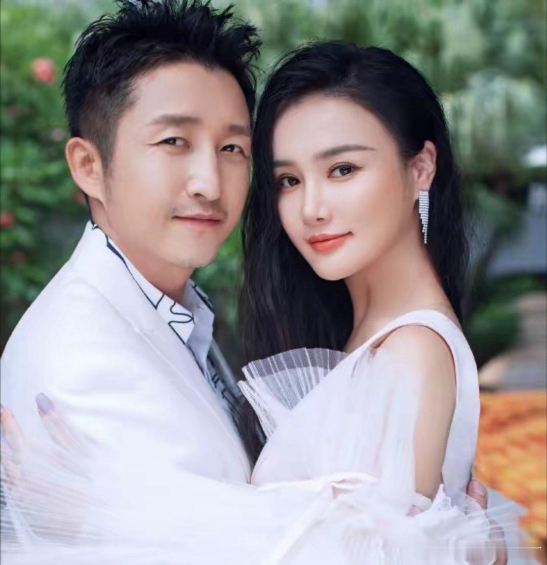 冉莹颖是不是贤妻，我不知道，但是冉莹颖创业失败的事情，不止网友们知道了，全国人民