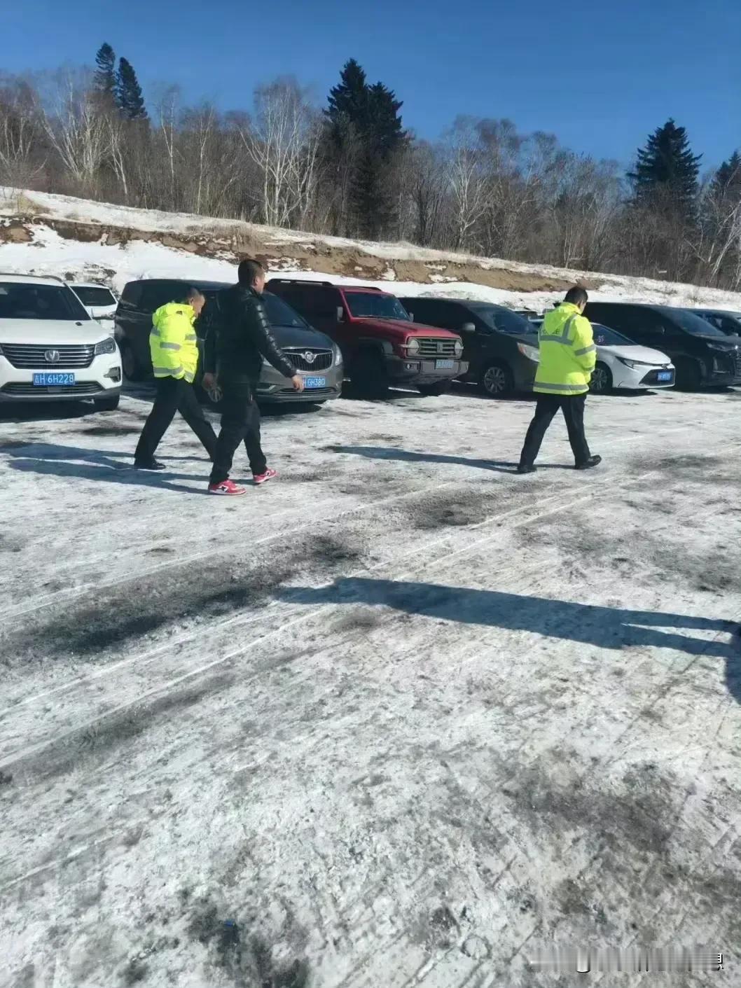 游泳运动员傅园慧在长白山包车被勒索，吉林文旅局第一时间介入了，这个司机也被带走了