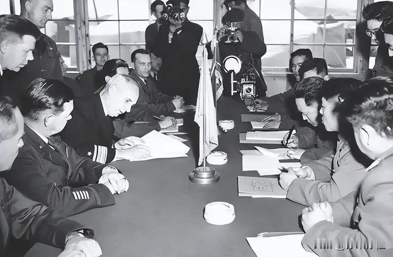 历史上今天：

1950年7月31日，朝鲜民主主义人民共和国最高人民会议授予中国