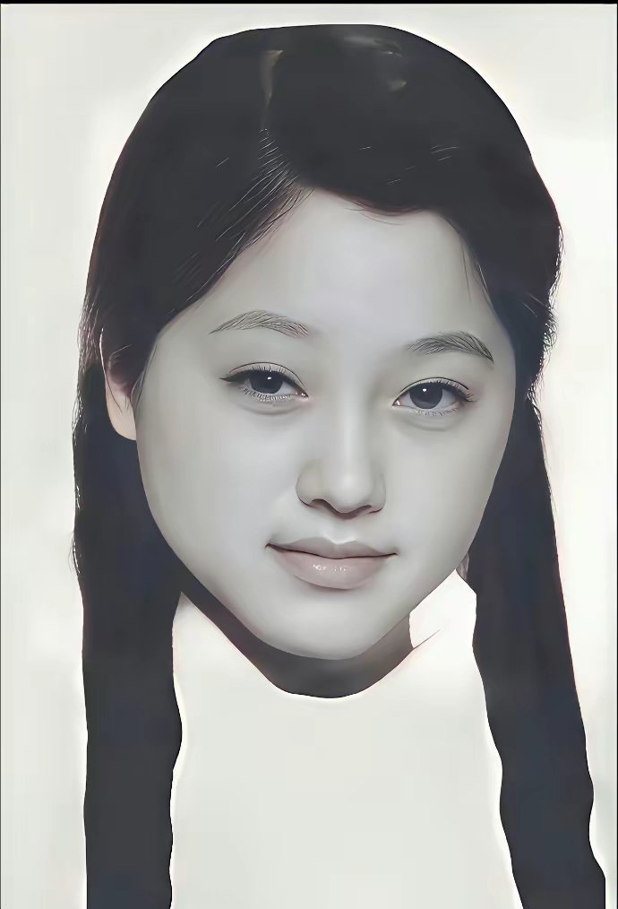 物理学家何泽慧，中国第一位女院士，中国核物理研究奠基人，两弹一星事业卓越贡献者。