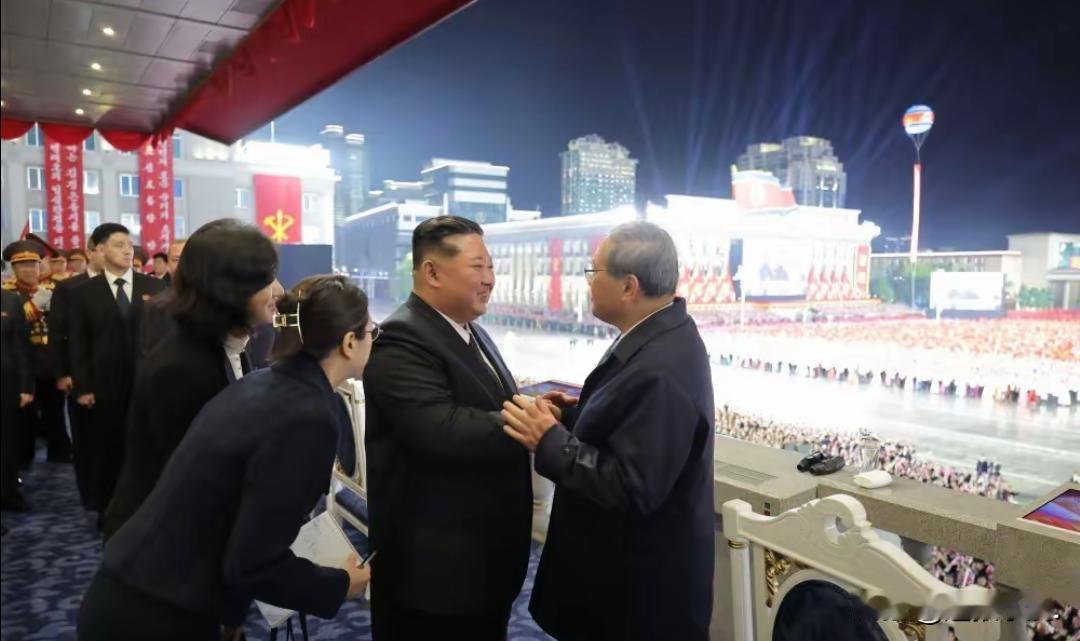 朝鲜这波操作，全是给咱的实在劲儿
 
要说最近让人心里热乎乎的事儿，就得提朝鲜给