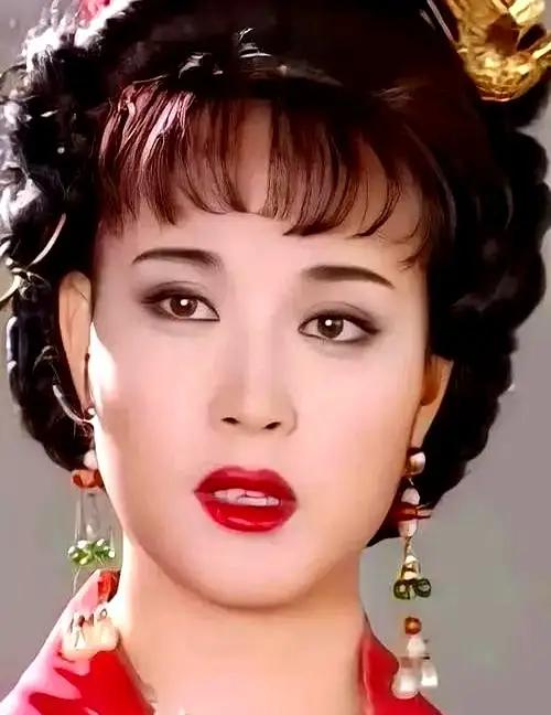刘晓庆：你长的真美，演技高超，虽已七旬高龄，风韵不减当年。愿你永葆青春，活力四射